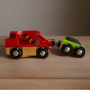 BRIO World 33528 Magnetic Tow Truck & Car 2pc. Play set